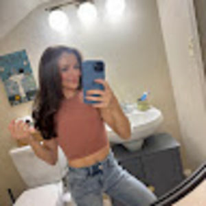 Meet your Posher, Carly